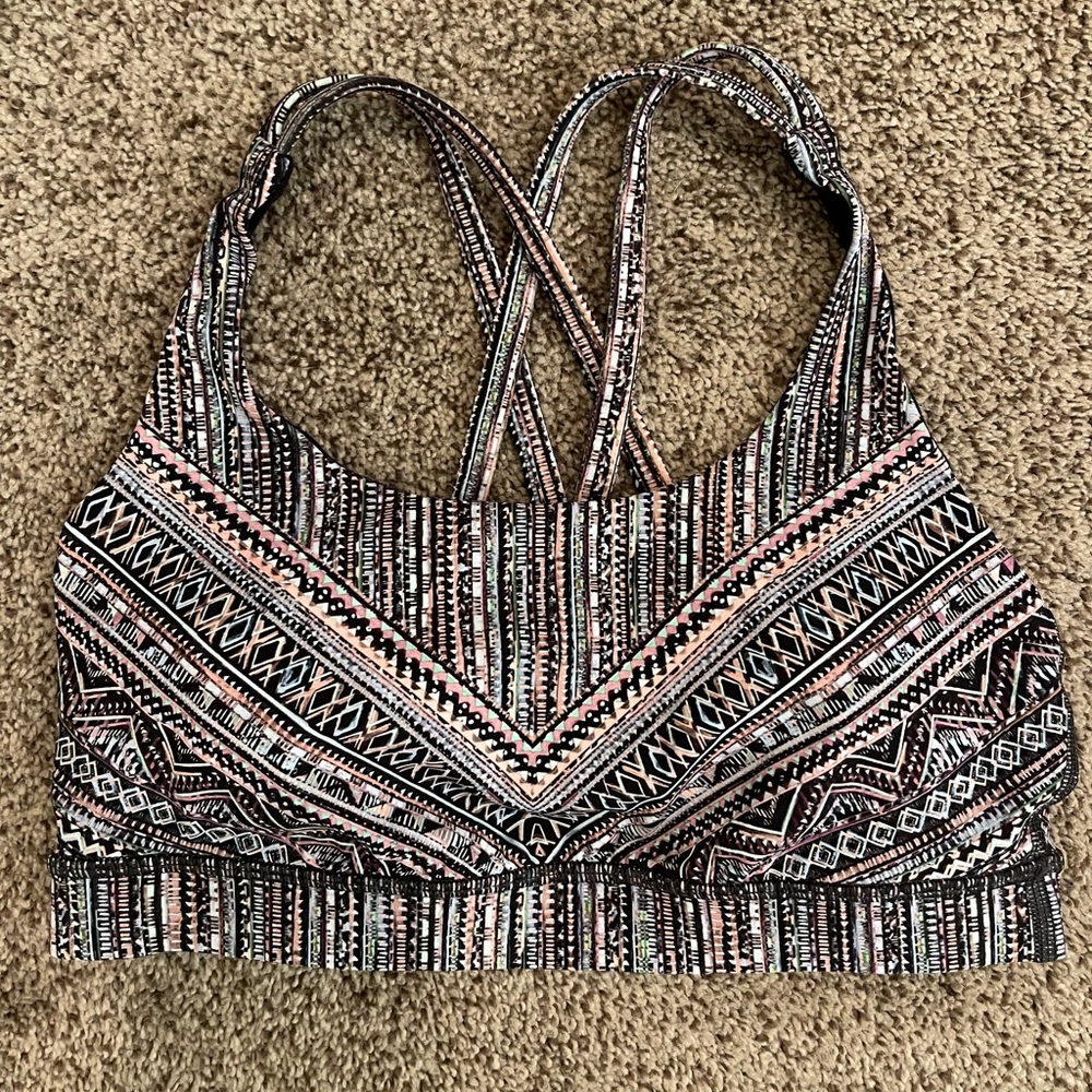 LULULEMON Sports Bra!